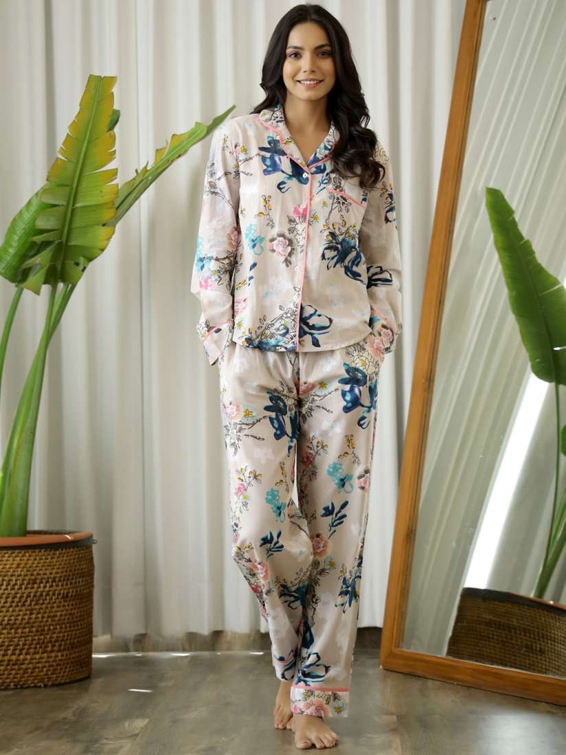Printed white Nightwear